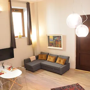  Apartment Amphitheatrum Arena